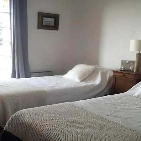Дом отдыха With Magnificent Panoramic Sea View Сент-Максим